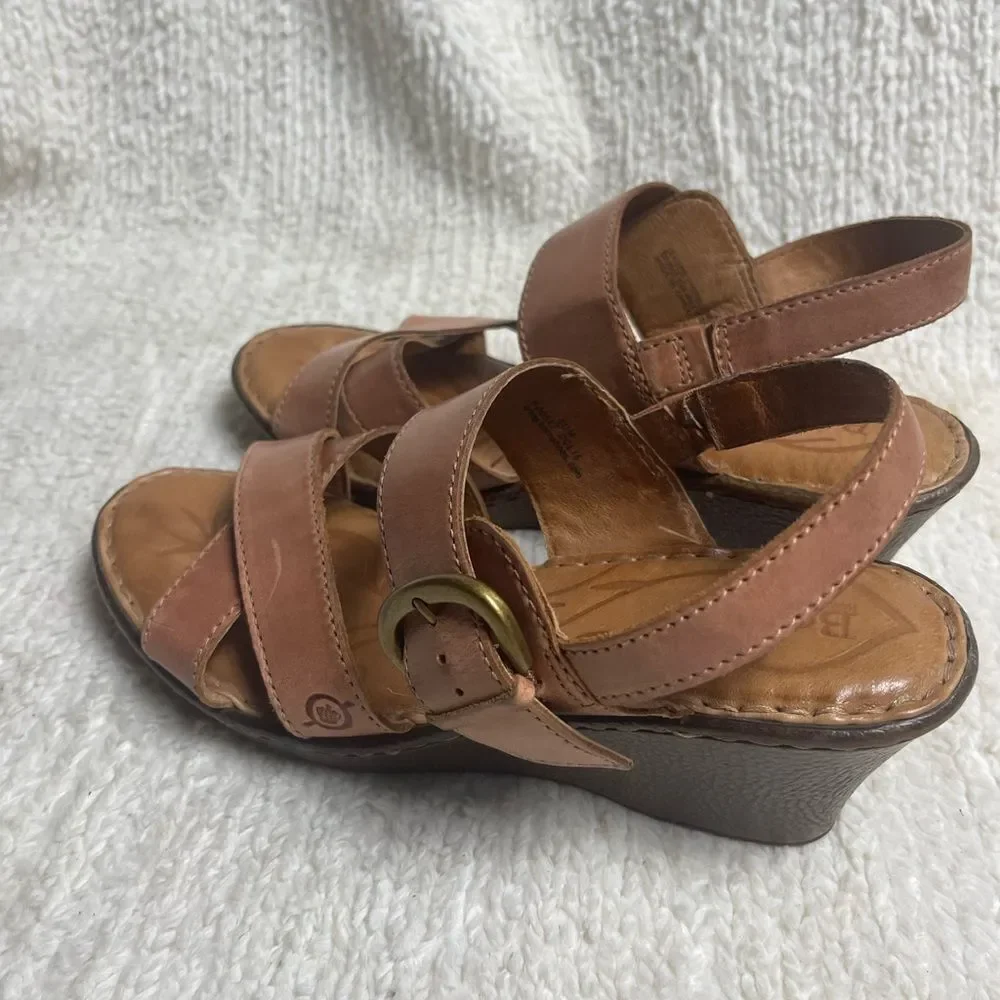 Born leather Tan straps sling back Wedge Sandals SZ10M